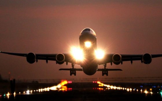 Crisis support to aviation and the right to retrain